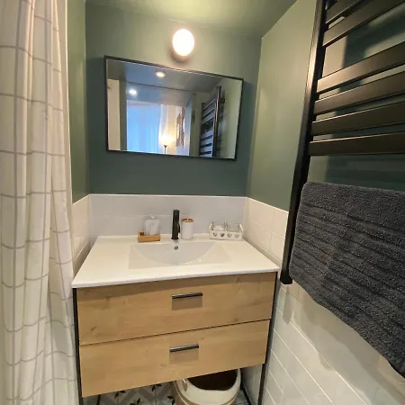 Joli Studio Avec Mezzanine - 42 Apartment Rouen